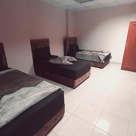 Blue Eyes Hotel Giza Bagian luar foto