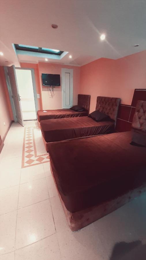 Blue Eyes Hotel Giza Bagian luar foto