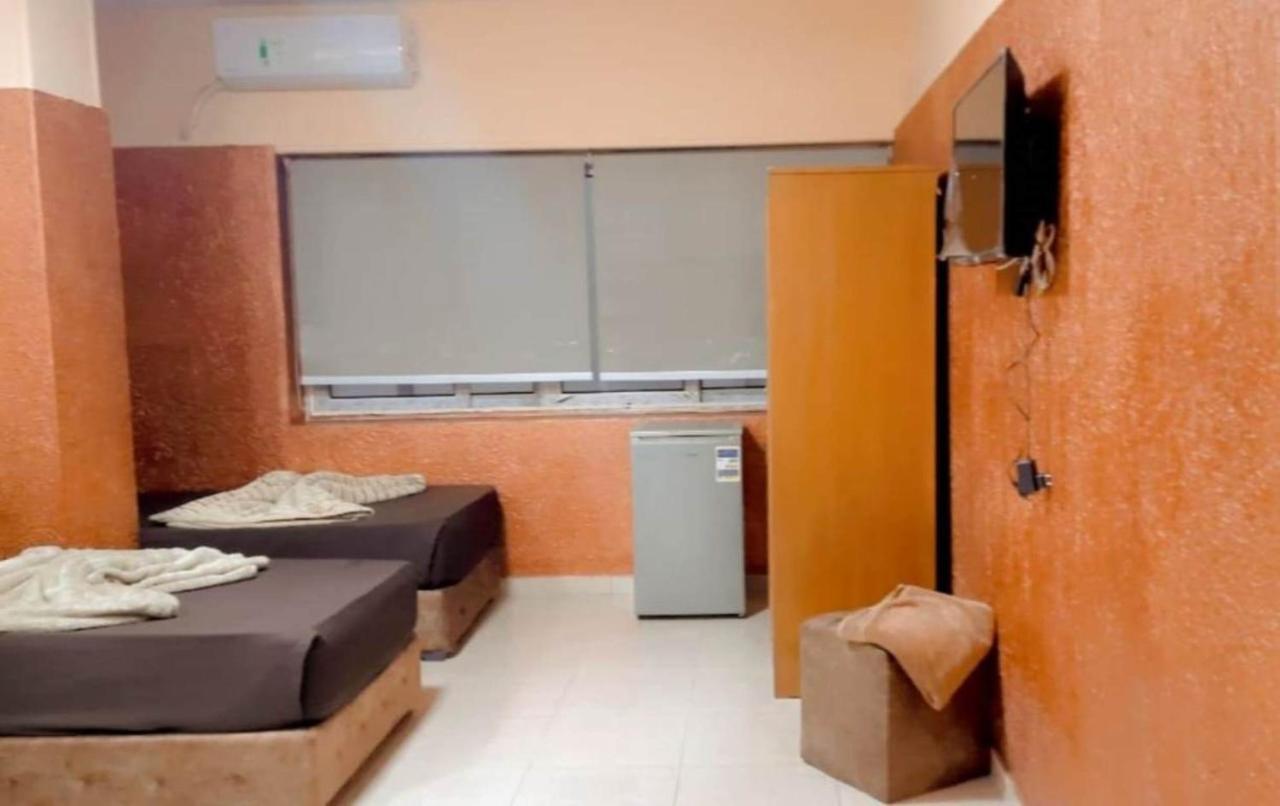 Blue Eyes Hotel Giza Bagian luar foto