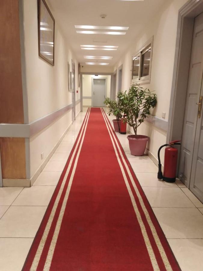 Blue Eyes Hotel Giza Bagian luar foto